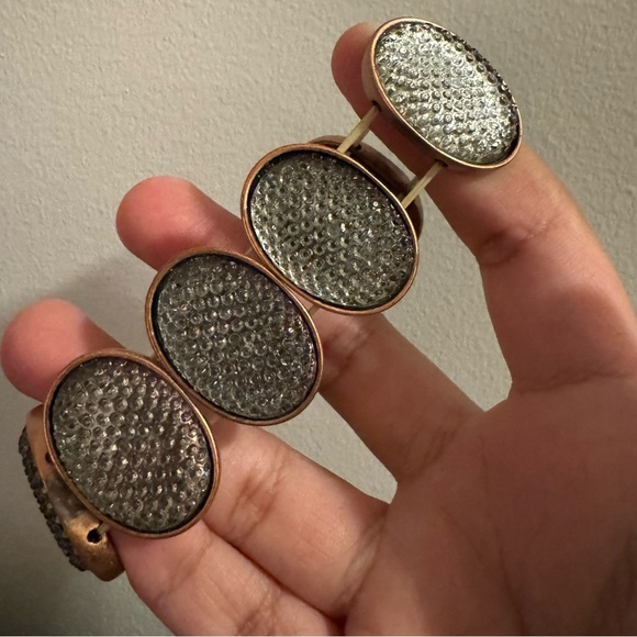 ⚜️3 for $30⚜️ Rose Gold Tone Stretch Bracelet (Vintage, Retro, Acrylic) - Picture 5 of 13